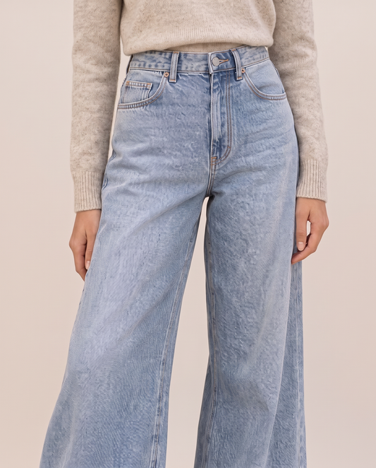Faustine baggy flare jeans, waist-down crop with oatmeal sweater