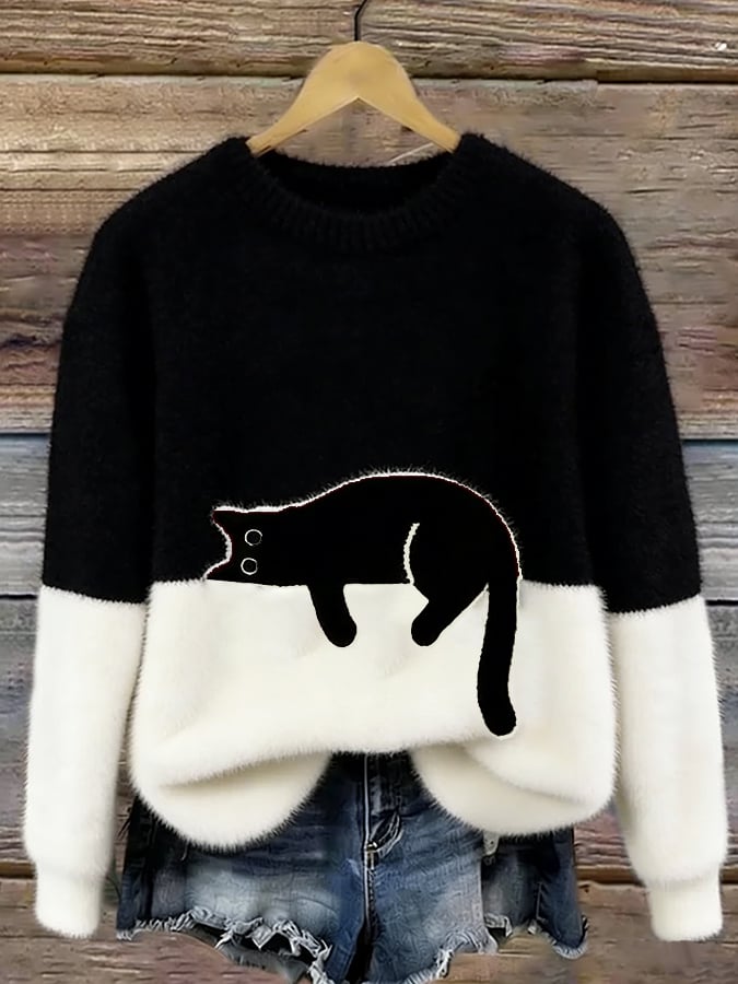 Women's Cotton-Blend Cat Graphic Pullover Sweater in Black