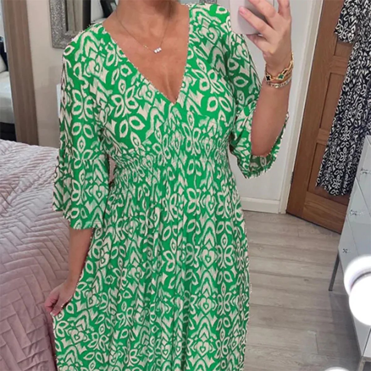 Women's Floral V-Neck Relaxed Maxi Dress in Green