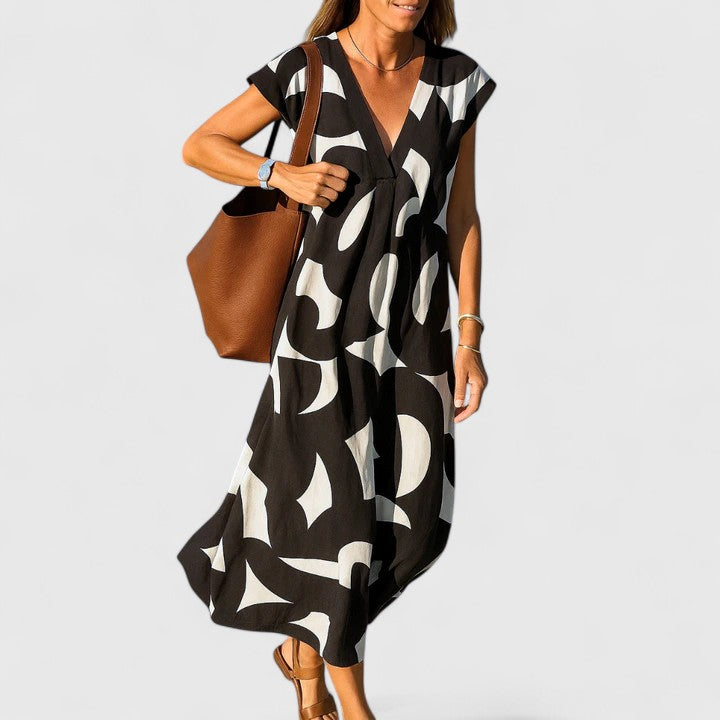 Women's Figure-Flattering Classic Maxi Dress in Black