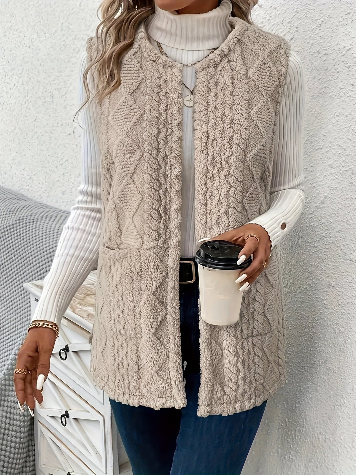 Women's Textured Knit Open-Front Sleeveless Vest, view 4