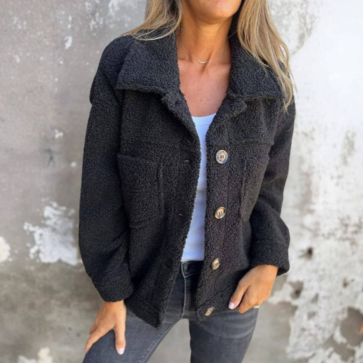 Women's Soft-Lined Padded Jacket with Pockets in Black