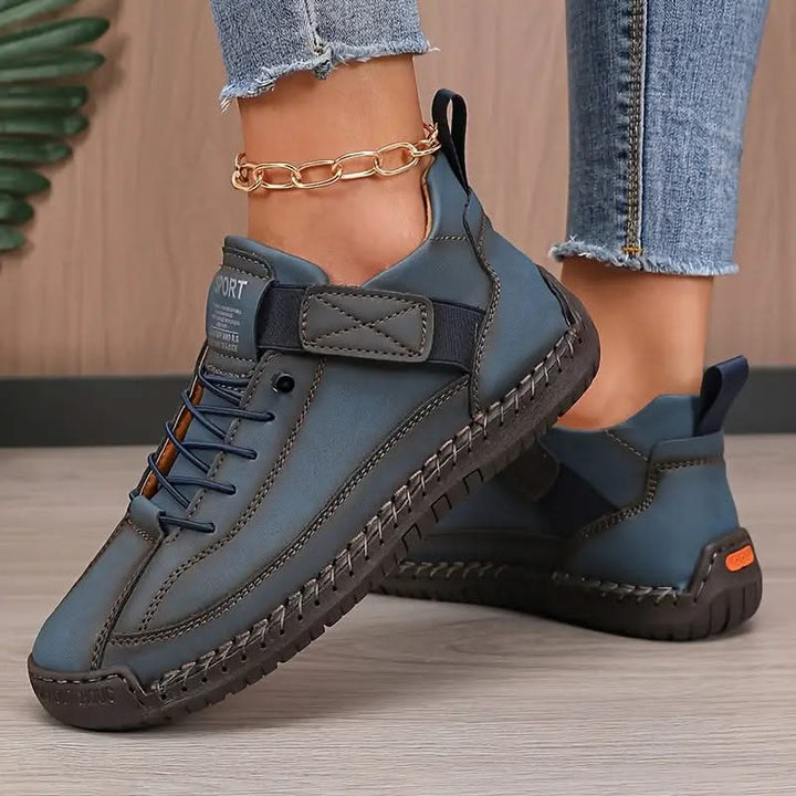 Úna | The Wide-Fit Cushioned Leather Sneaker