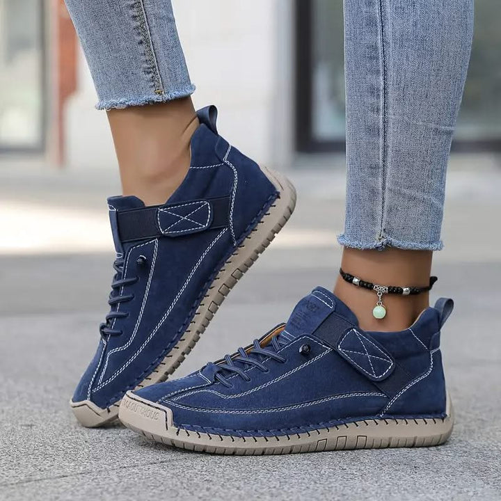 Úna | The Wide-Fit Cushioned Leather Sneaker