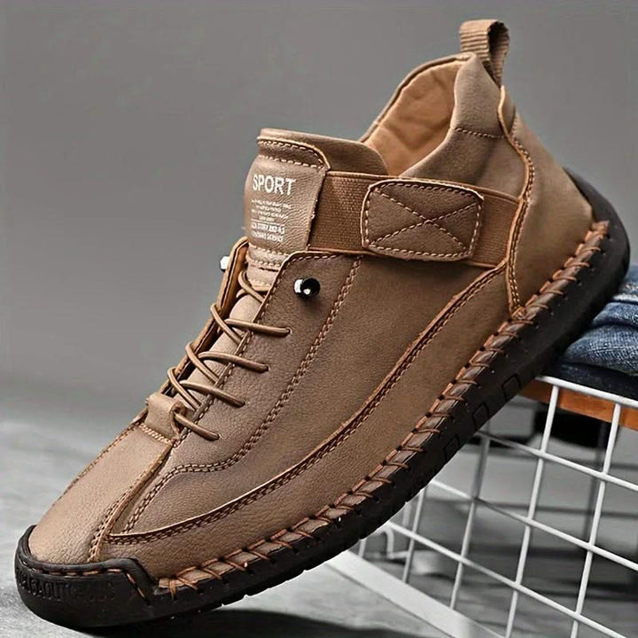 Úna | The Wide-Fit Cushioned Leather Sneaker