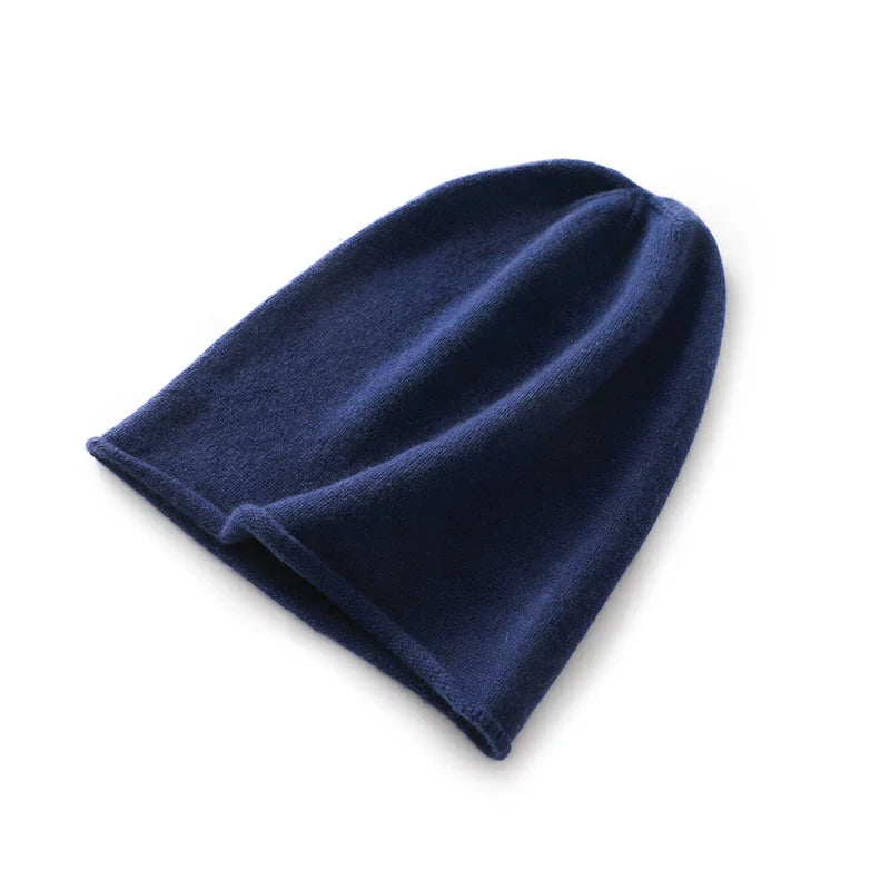 Relaxed-Fit Cashmere Knit Winter Beanie in Navy Blue
