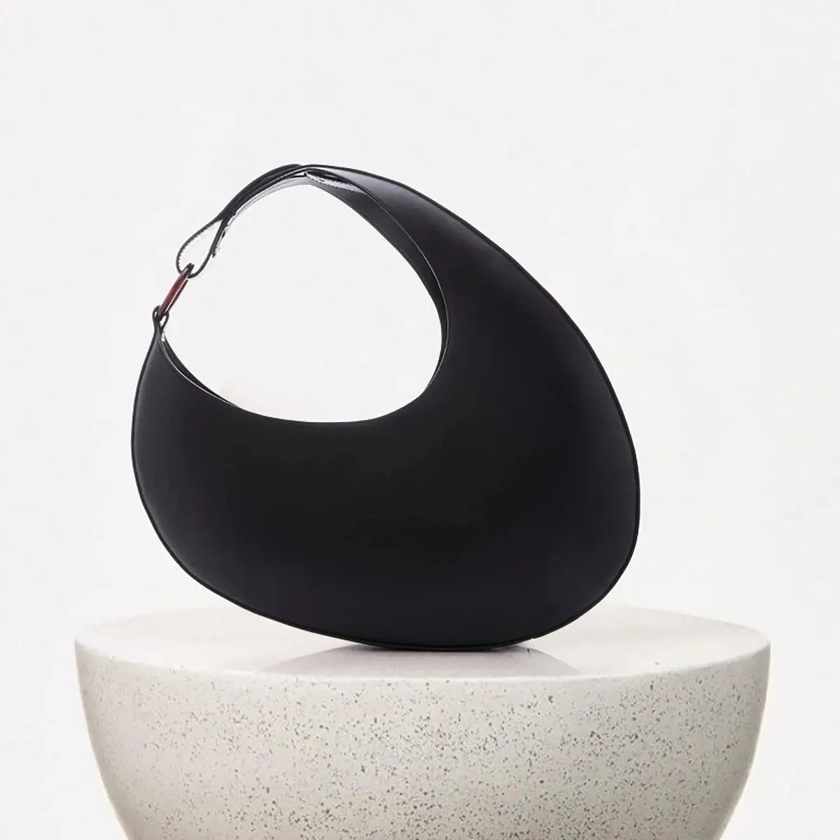 Women's Crescent Underarm Shoulder Bag in Black