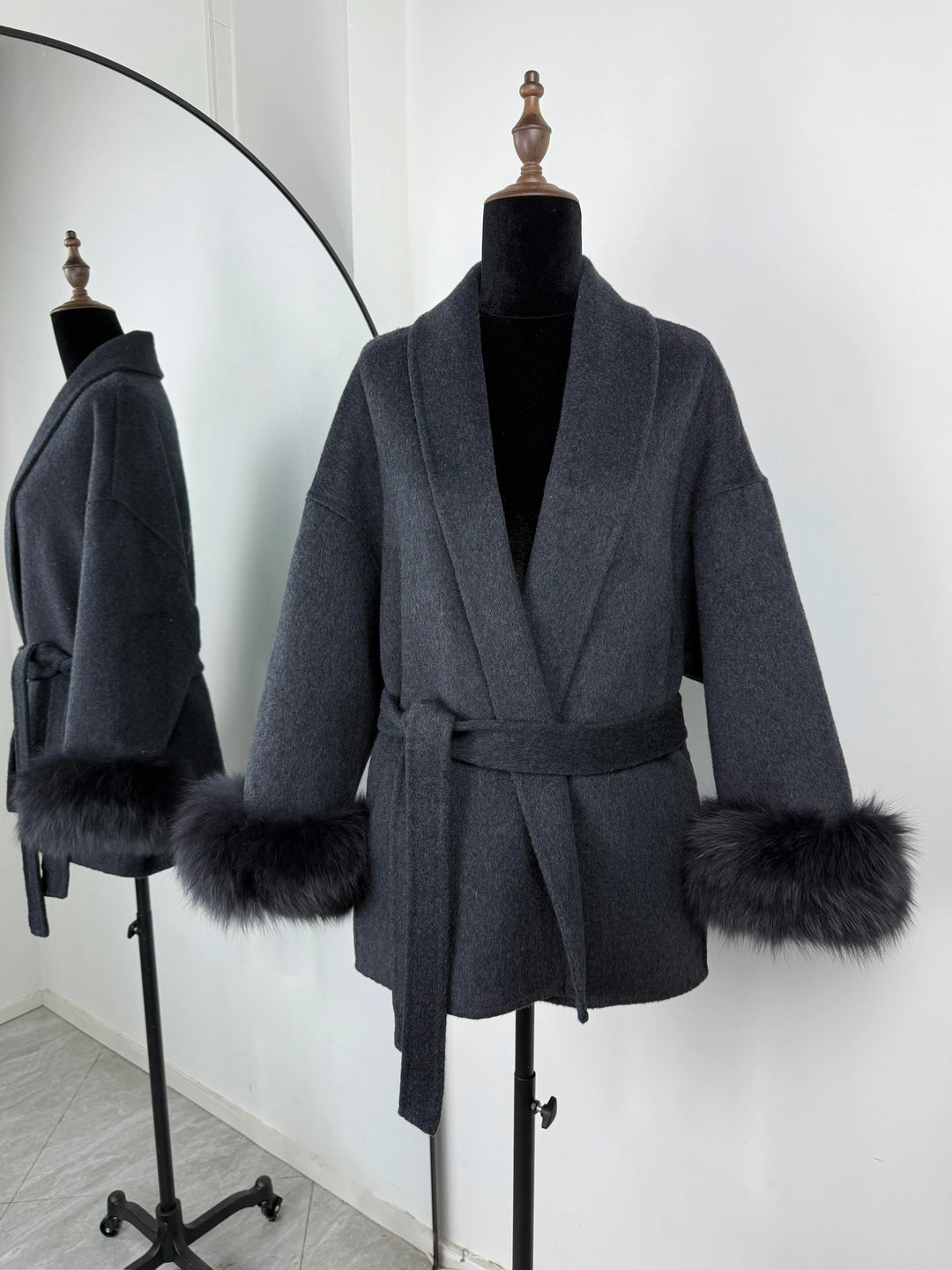 Women's Wool Blend Coat, Double Sided Short Overcoat with Fur Collar
