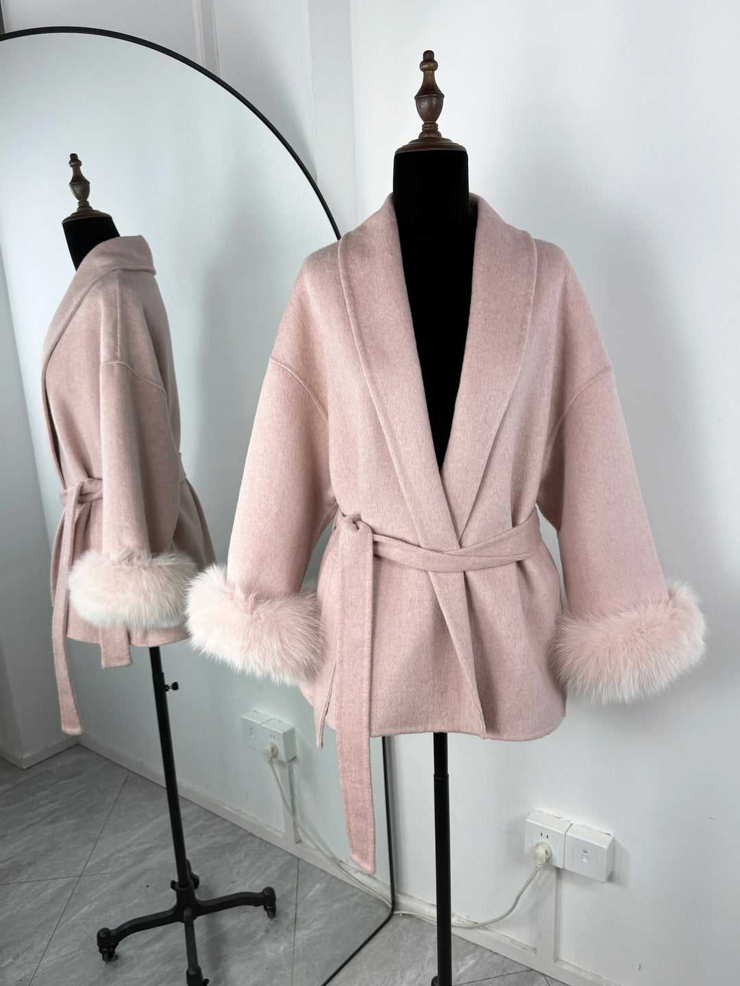 Women's Wool Blend Coat, Double Sided Short Overcoat with Fur Collar