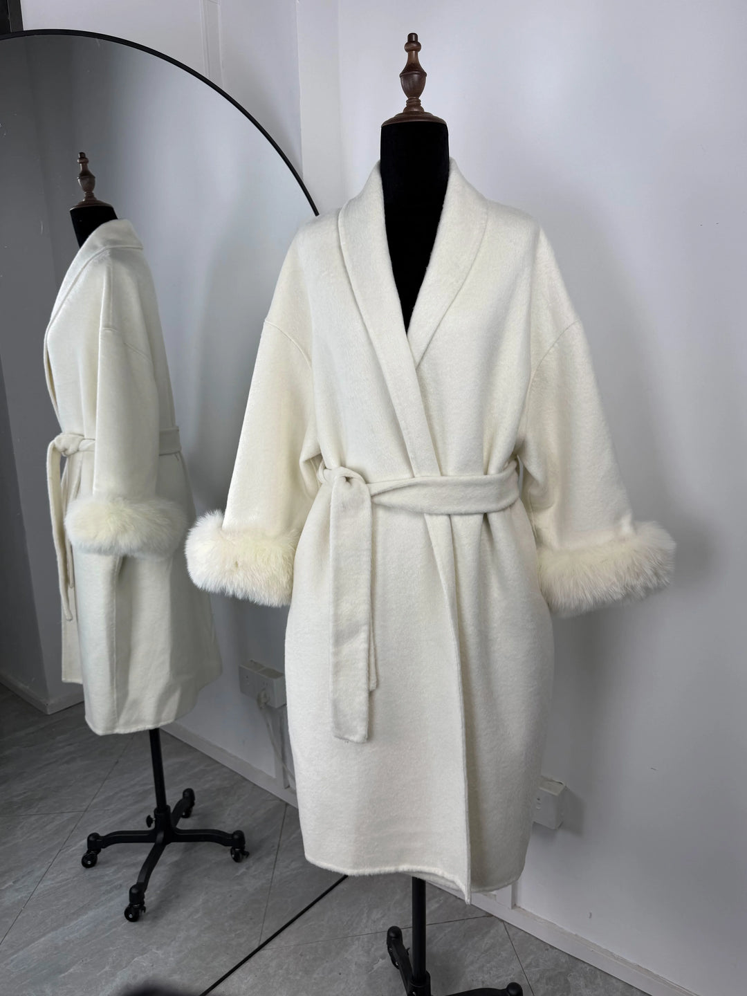 Women's Wool Blend Coat, Double Sided Short Overcoat with Fur Collar