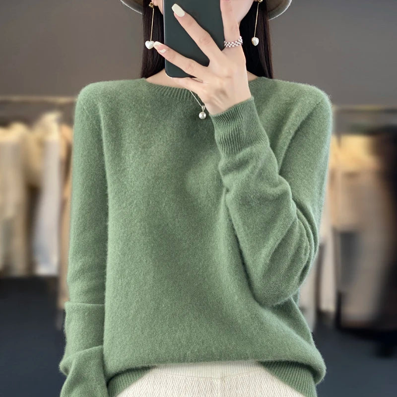 Women's Merino Wool Sweater, Crew Neck Soft Knit Winter Pullover