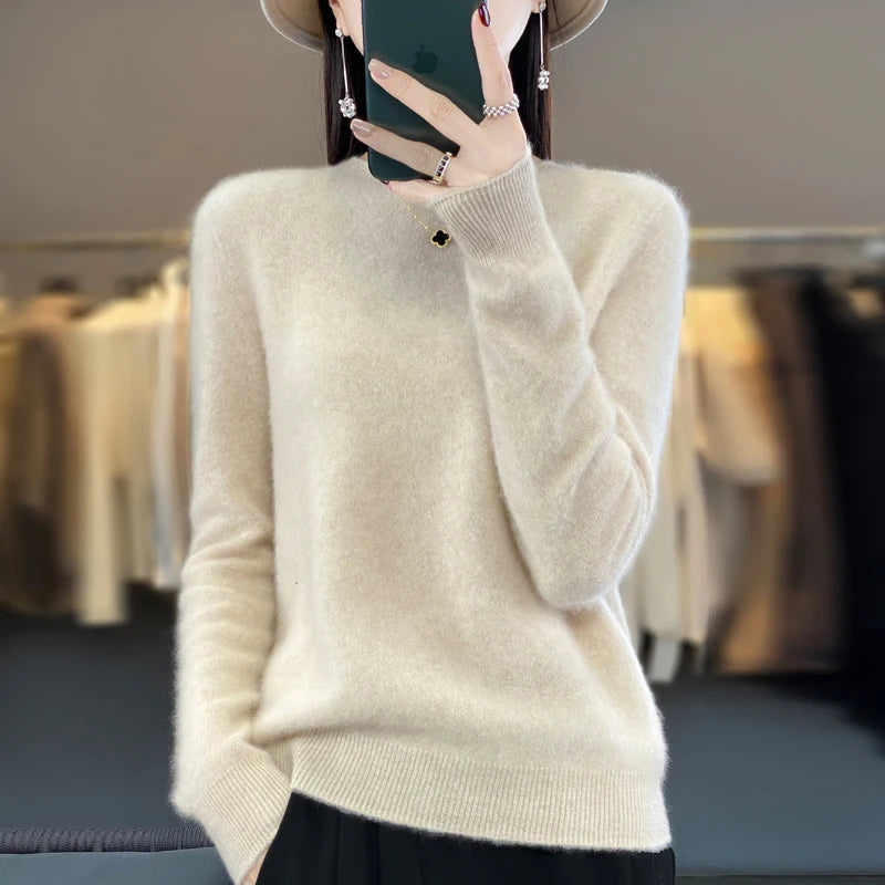 Women's Merino Wool Crew Neck Sweater in Beige