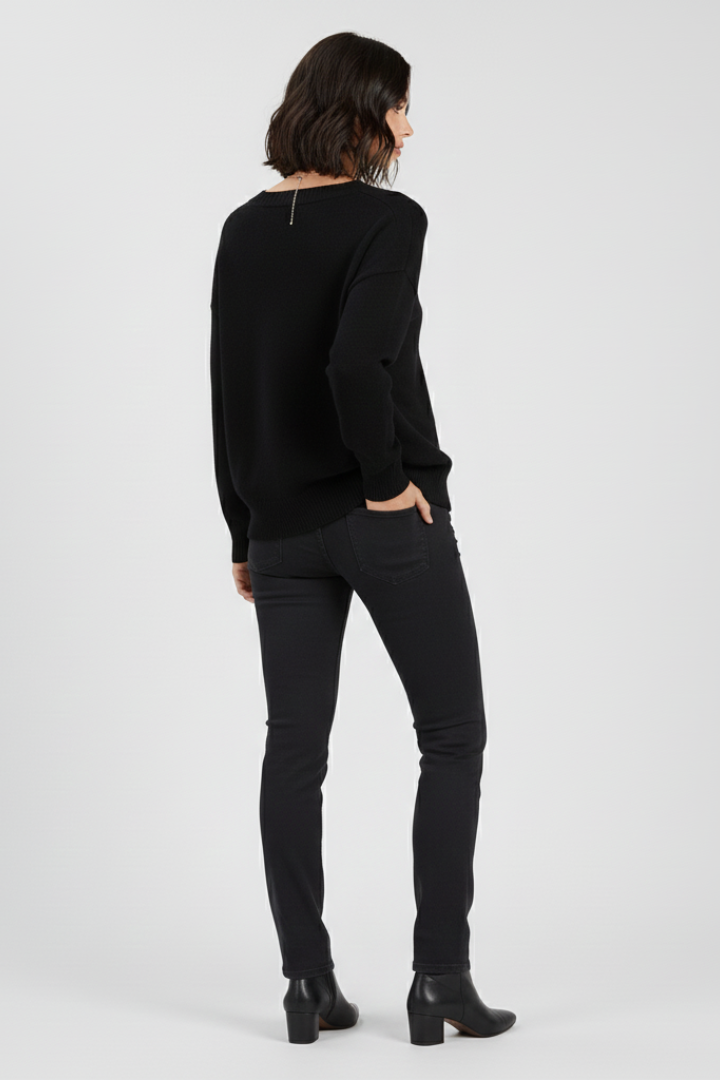 Women's V-Neck Pullover Sweater, Long Sleeve Soft Knit Top