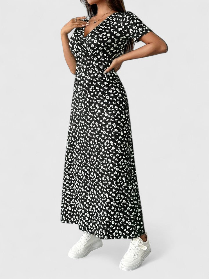 Women's Romantic Floral Lightweight Maxi Dress in Black