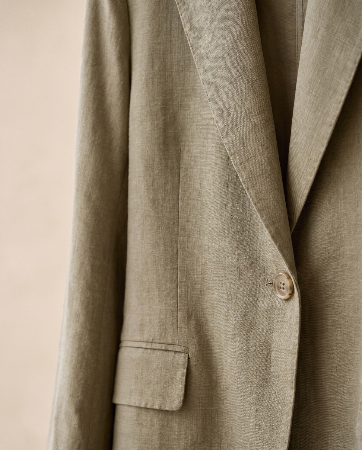 Taormina Lightweight Notched Lapel Blazer — lapel and pocket close-up