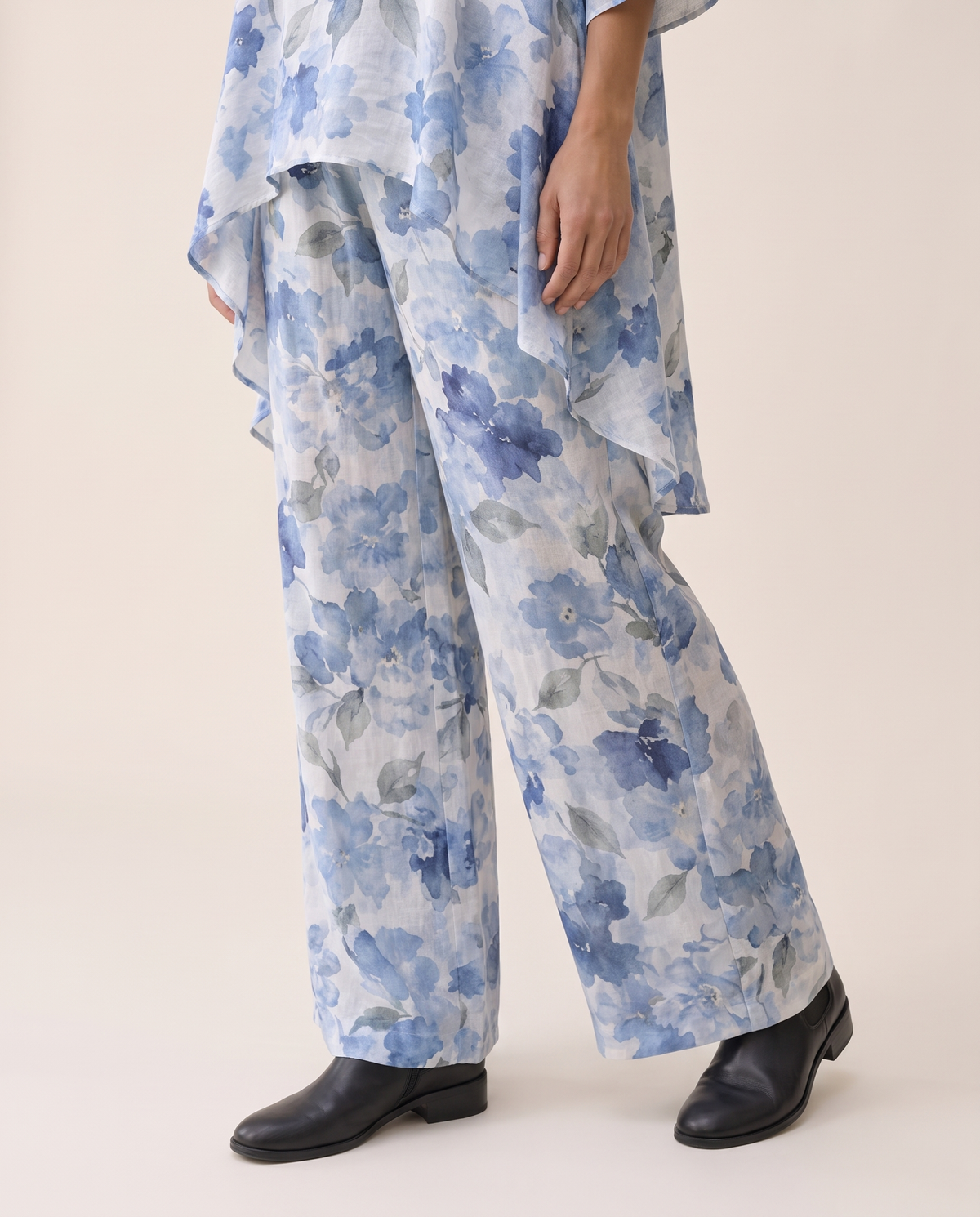 Bayfield Asymmetric Tunic and Pants Set — print detail