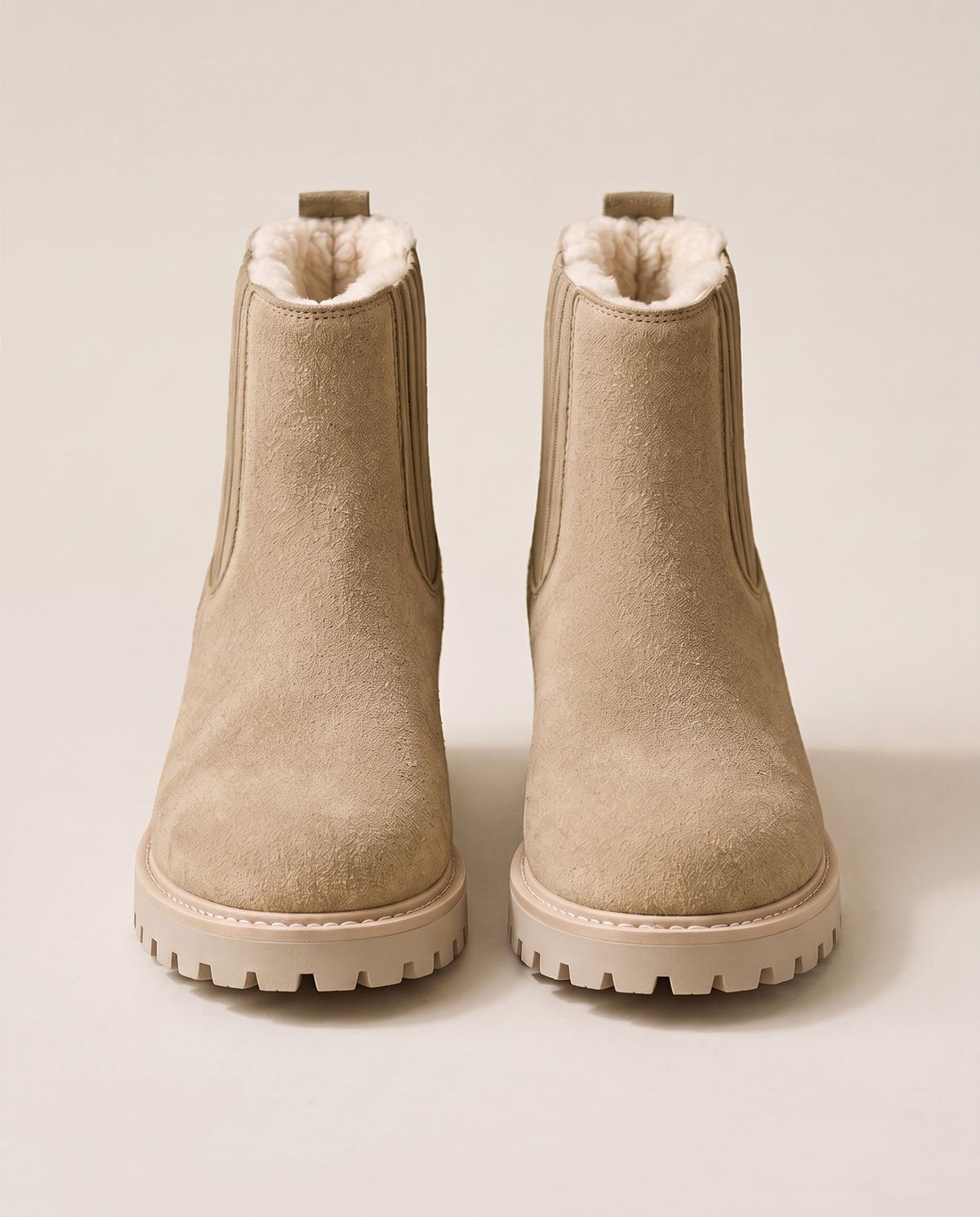 Fleece-Lined Chelsea Boots for Women — khaki