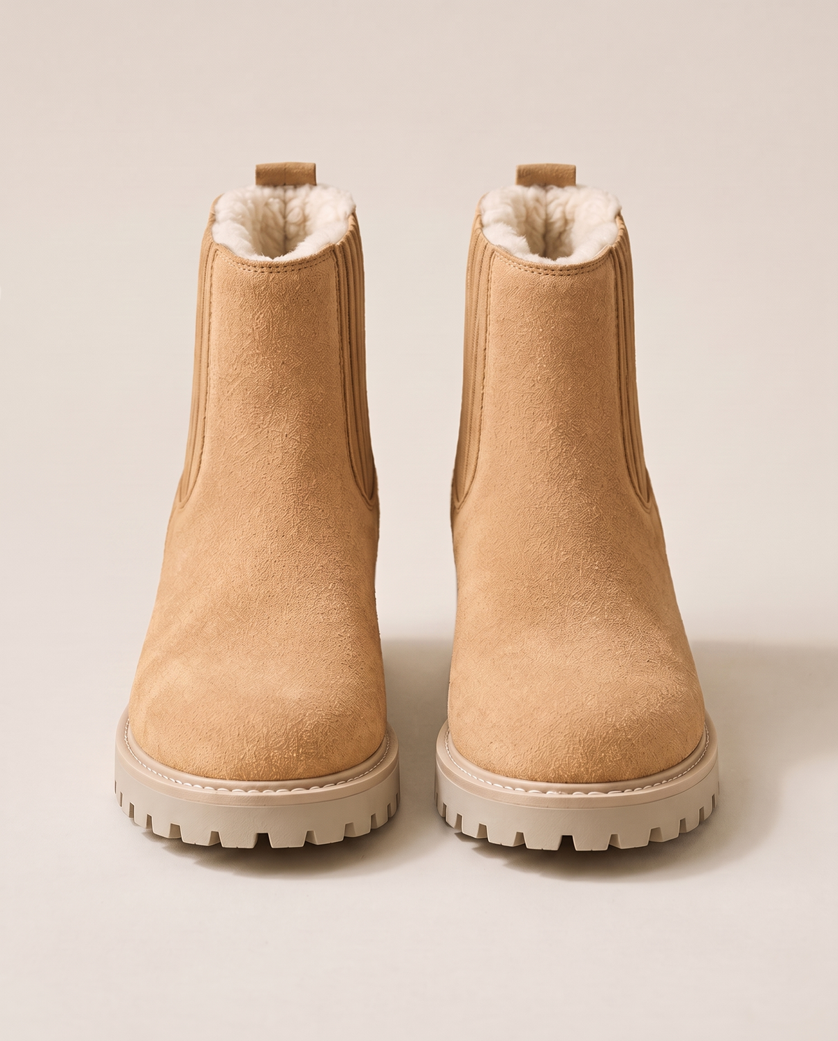 Fleece-Lined Chelsea Boots for Women — camel
