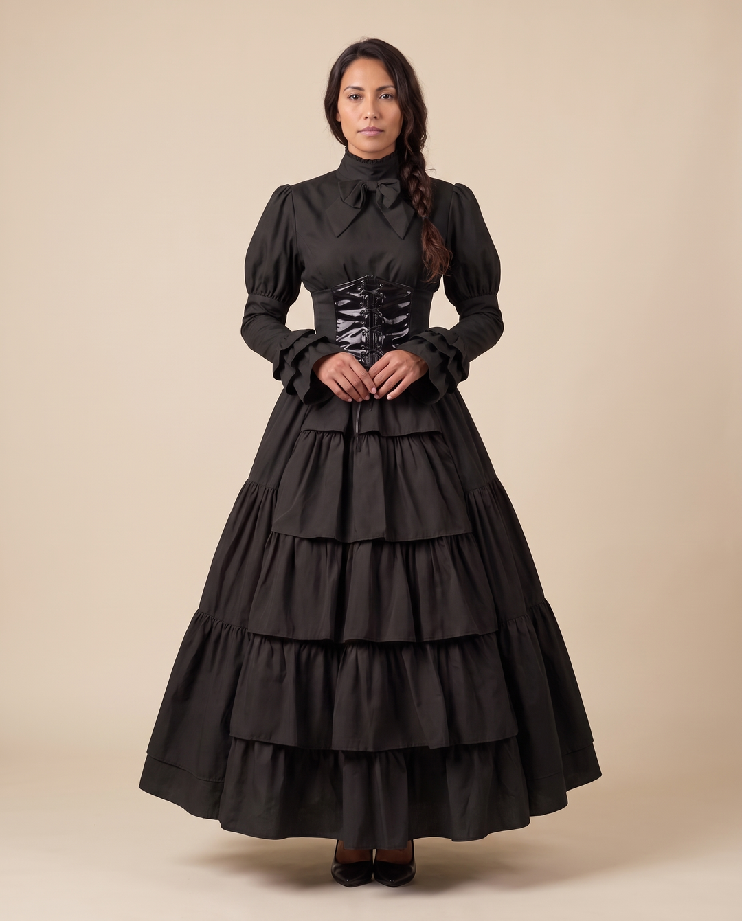 Women's Medieval Renaissance Costume Gown – front view