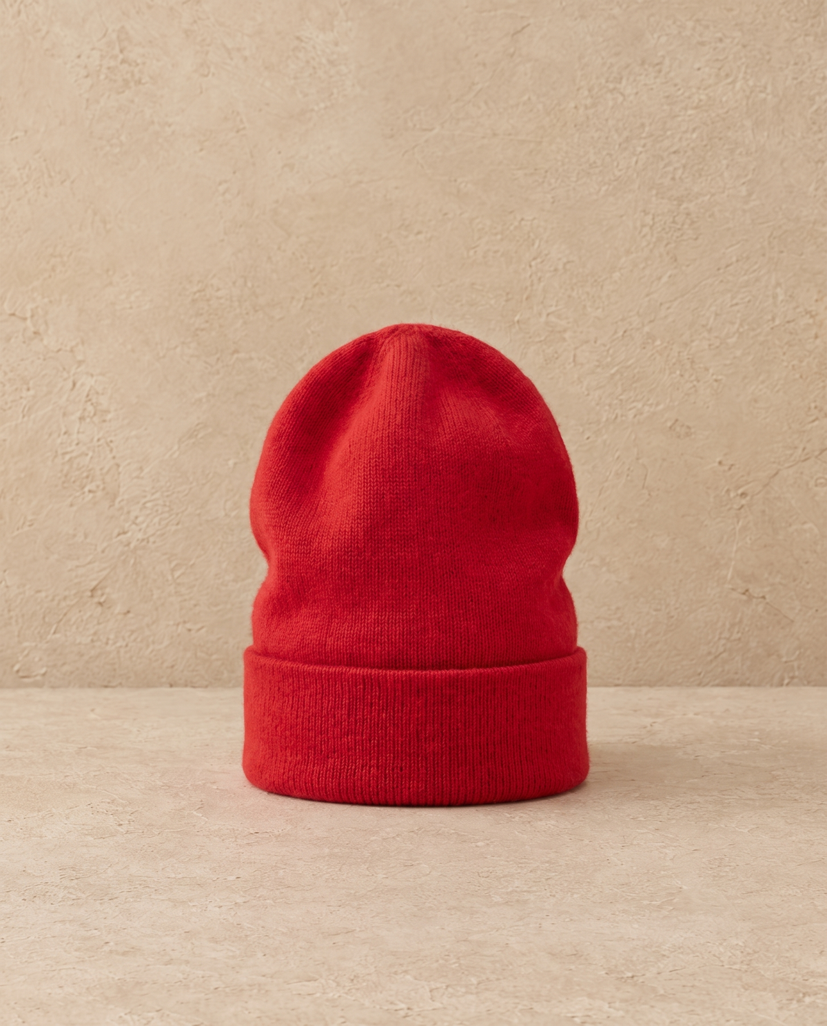 Pinecrest Relaxed Classic Cashmere Knit Beanie — Red