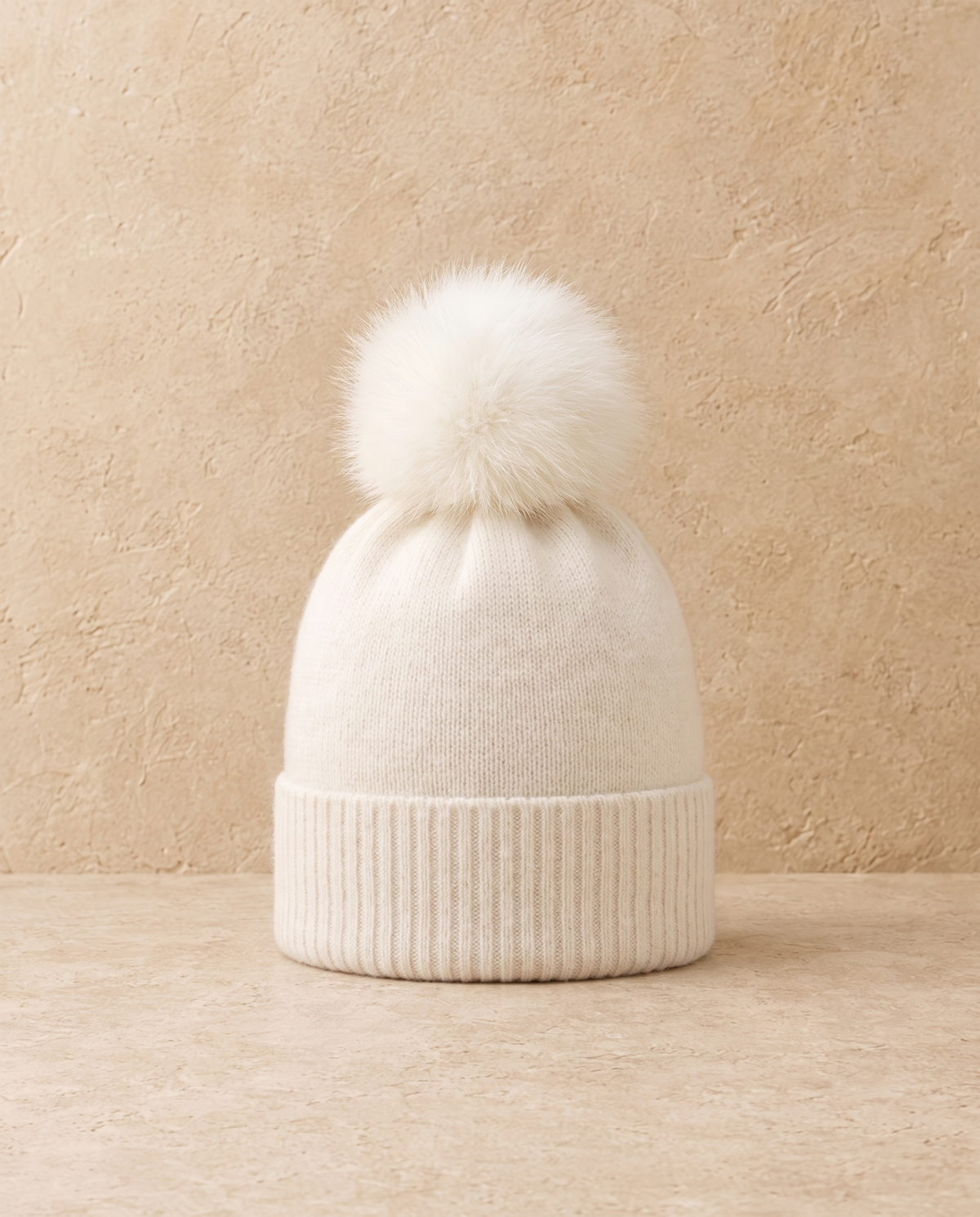Gardenia Chic Cashmere Beanie with Pom-Pom — White