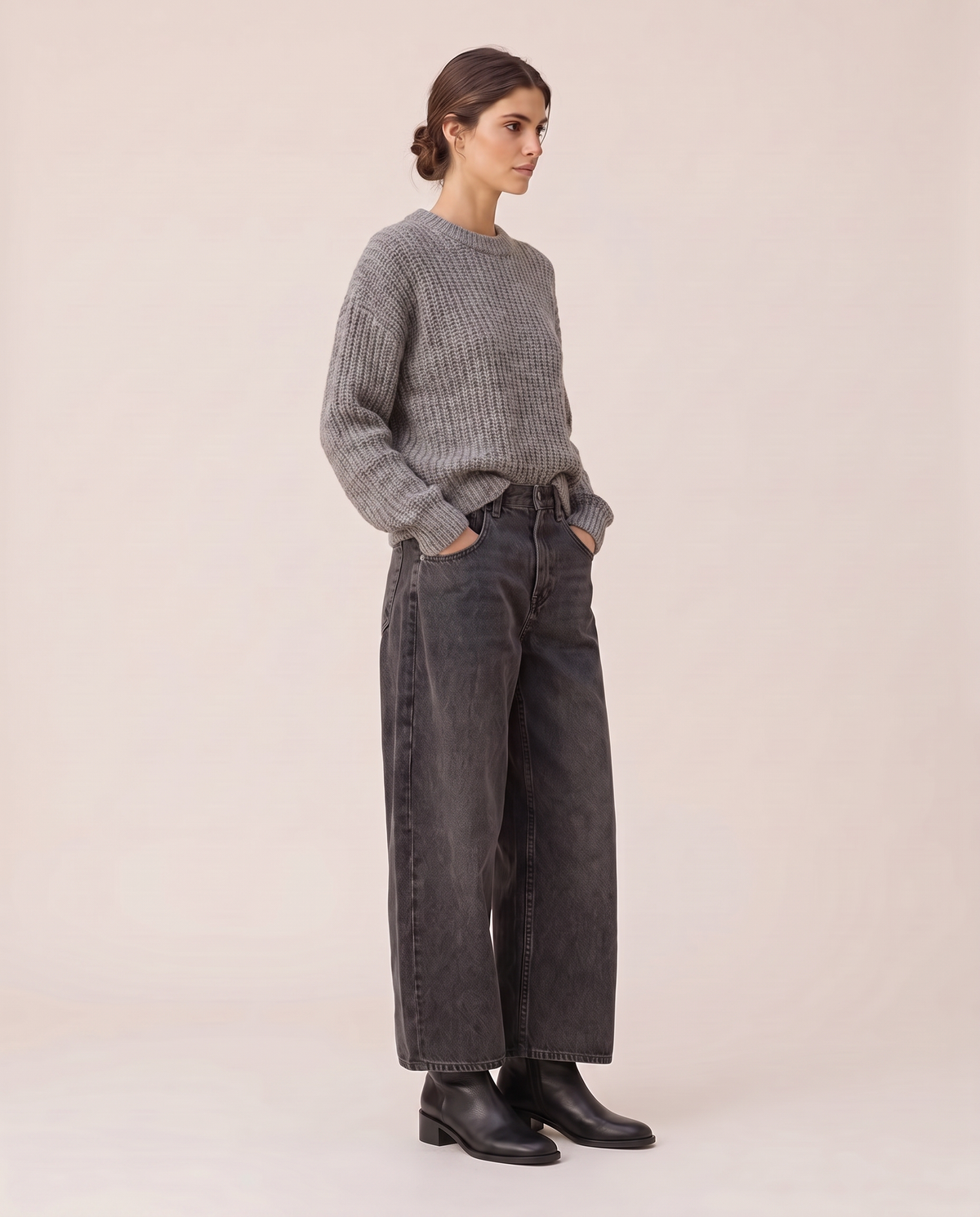 Kristin Baggy Jeans in black wash, three-quarter view