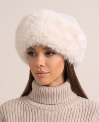 Ivory Faux Fur Hat with Wide Rolled Brim — plush faux fur texture detail