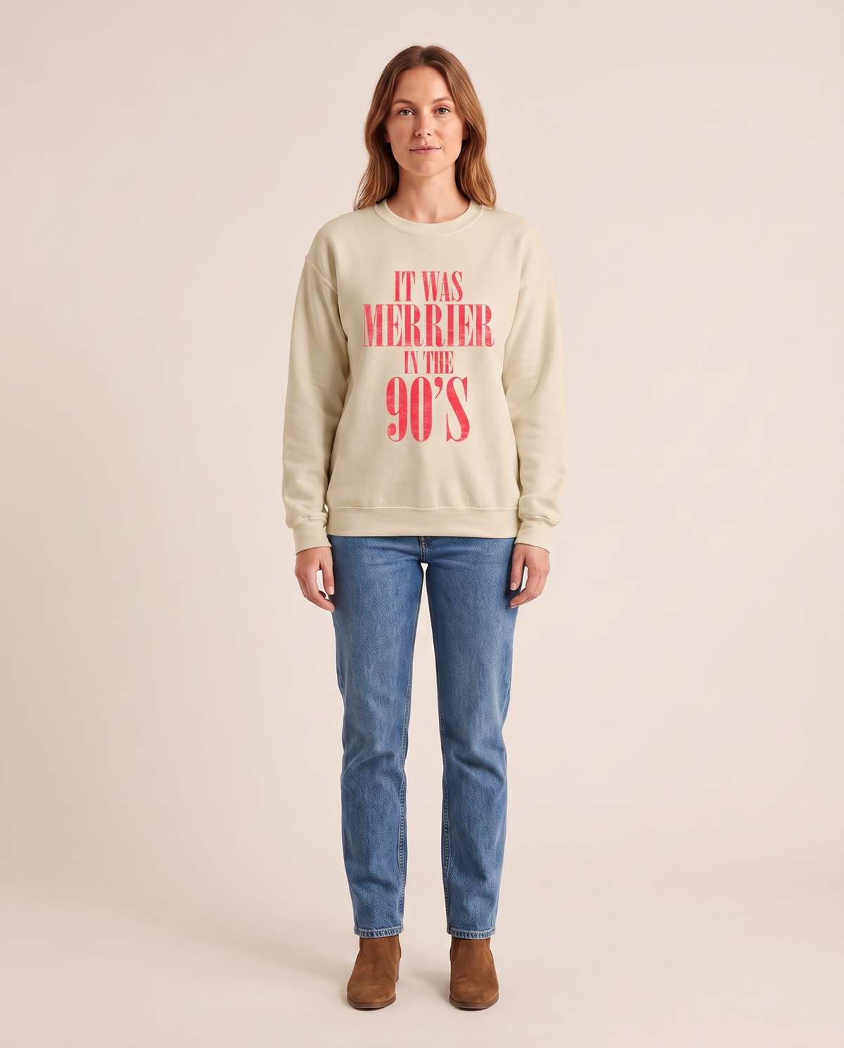 Women's Christmas Sweatshirt, Retro 90s Crewneck — Sand, studio front