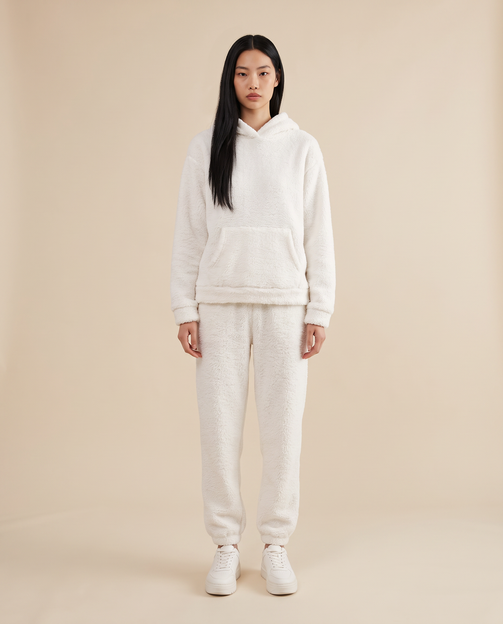 ONORA teddy fleece lounge set - front view, white