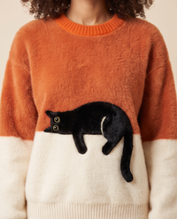 ONORA black cat sweater - detail close-up