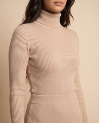 ONORA sweater and midi skirt set - detail close-up