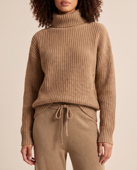 ONORA turtleneck knit lounge set - detail close-up