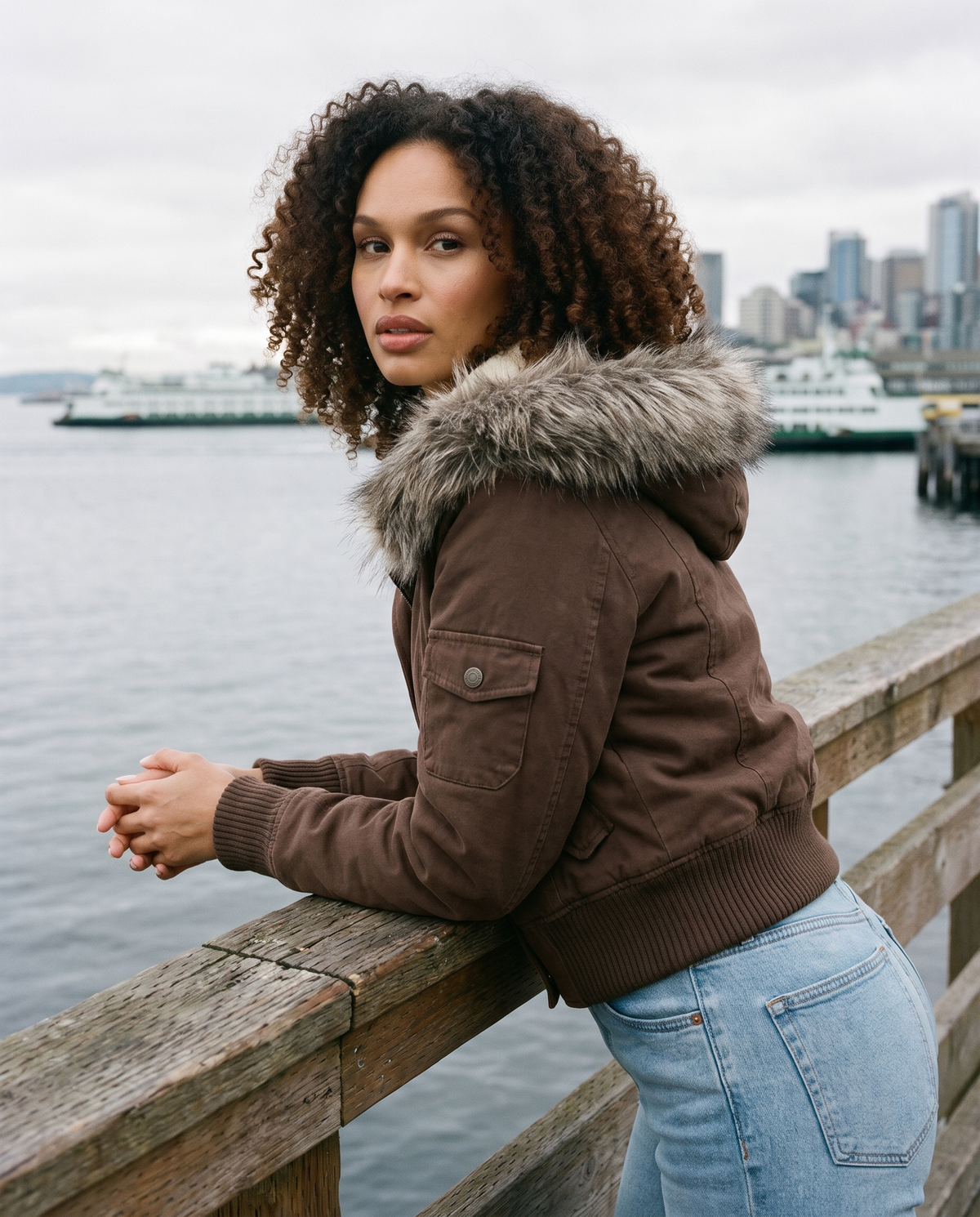 ONORA cropped bomber jacket with faux fur hood for women - Seattle waterfront
