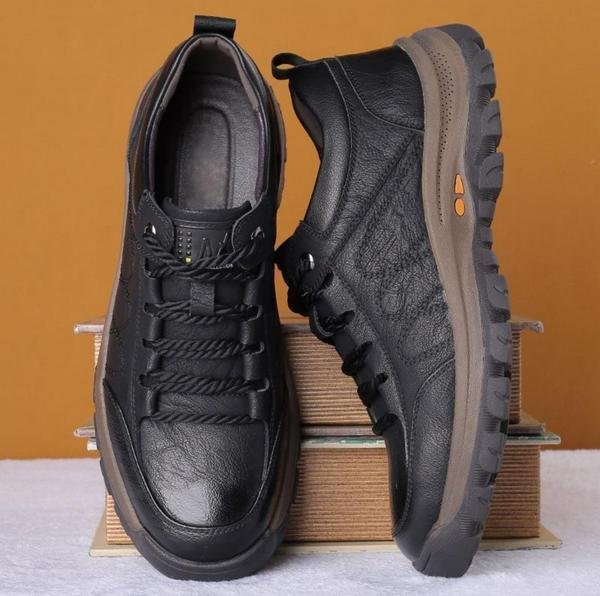 Caoilfhinn | The Leather Walking Shoes