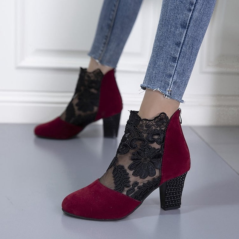 Women's Floral Lace Block Heel Ankle Boots in Wine